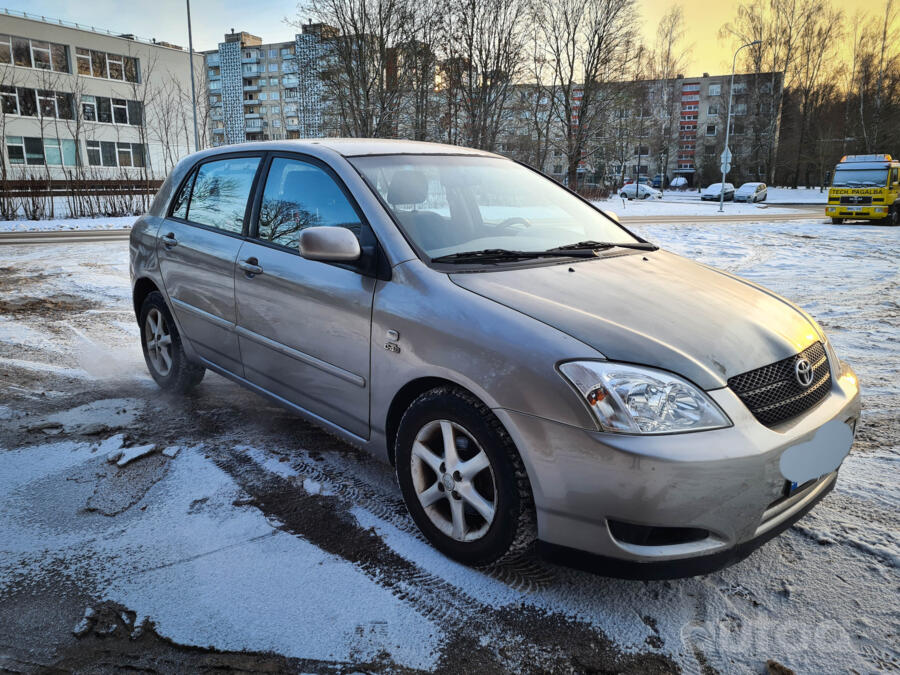 Toyota Corolla E120 Hatchback 5-doors