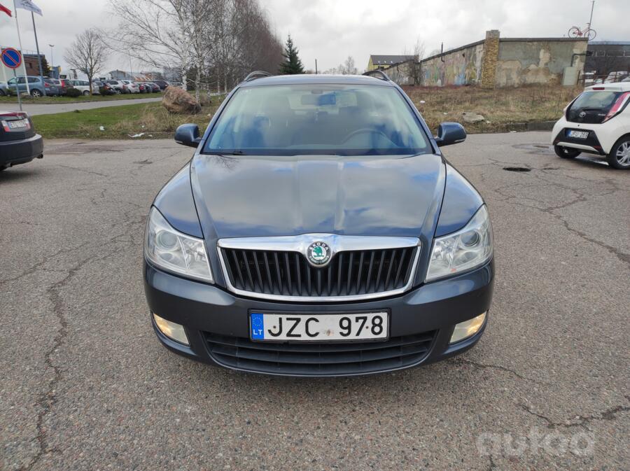Skoda Octavia 2 generation [restyling] Combi wagon 5-doors