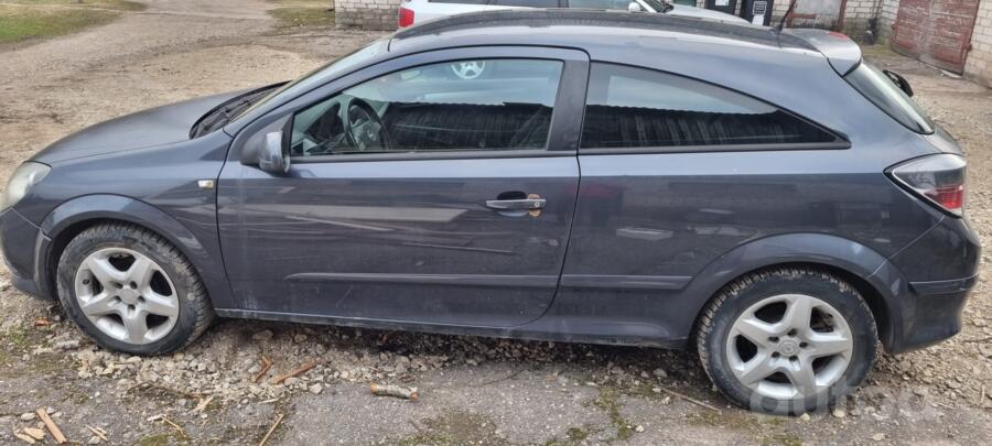 Opel Astra H Hatchback