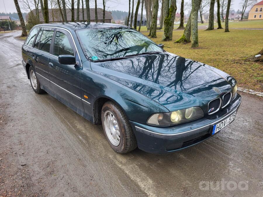 BMW 5 Series E39 Touring wagon