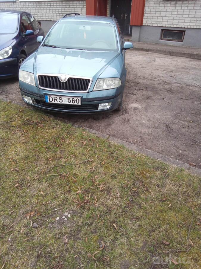 Skoda Octavia 2 generation Combi wagon 5-doors