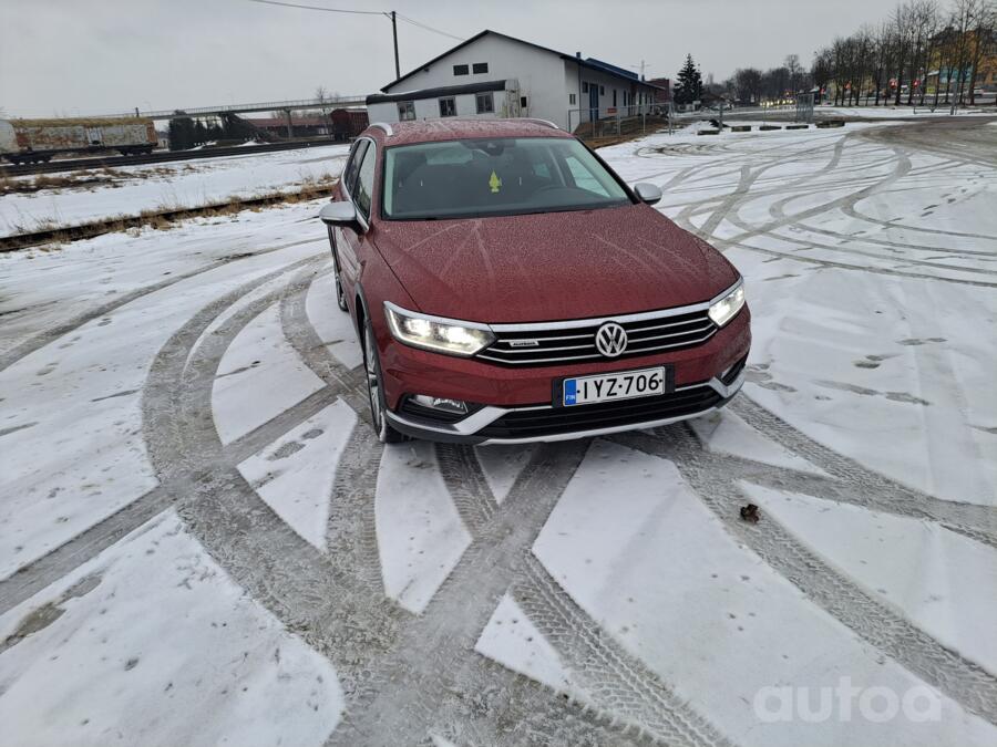 Volkswagen Passat B8 Alltrack wagon 5-doors