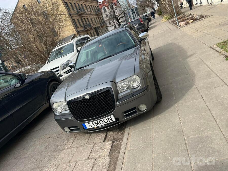 Chrysler 300C 1 generation wagon