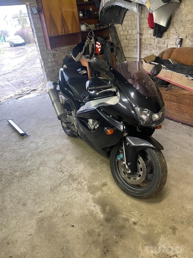 Yamaha YZF