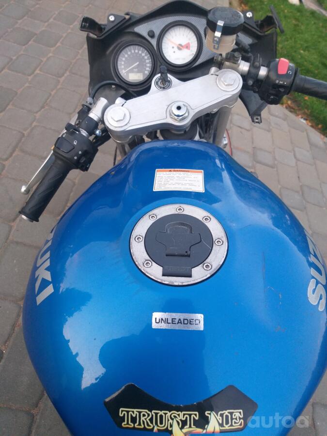 Suzuki SV
