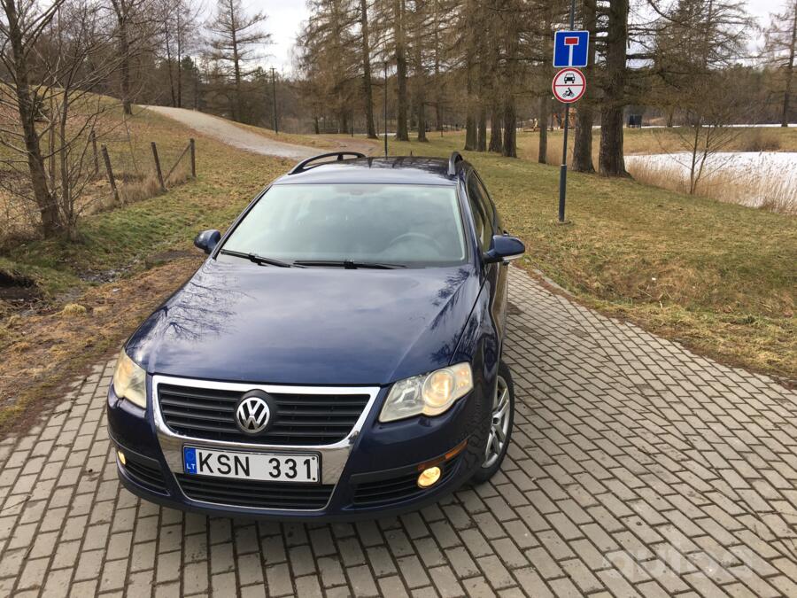 Volkswagen Passat B6 wagon 5-doors