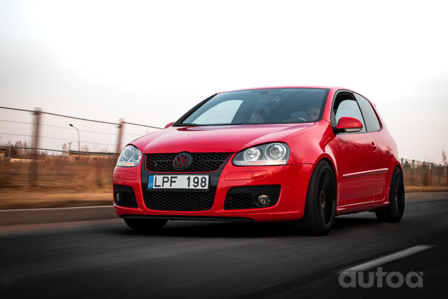Volkswagen Golf GTI 5 generation
