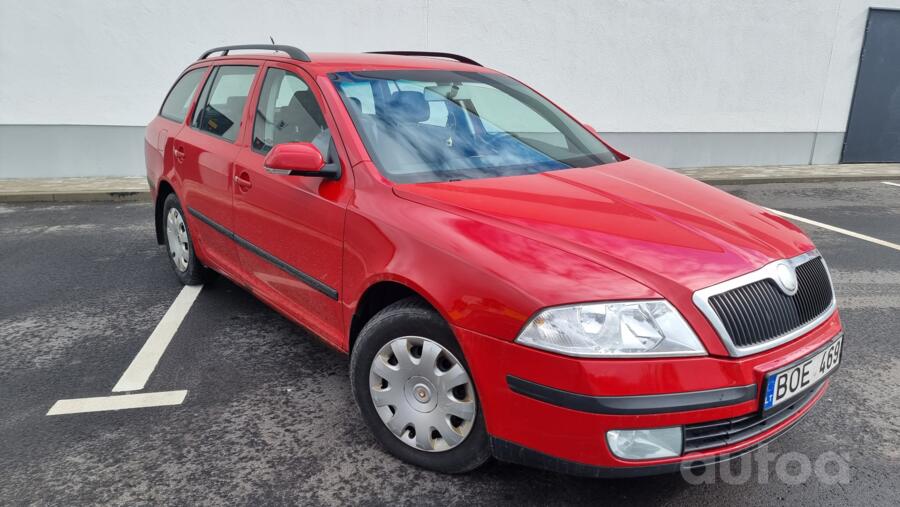 Skoda Octavia 2 generation Combi wagon 5-doors