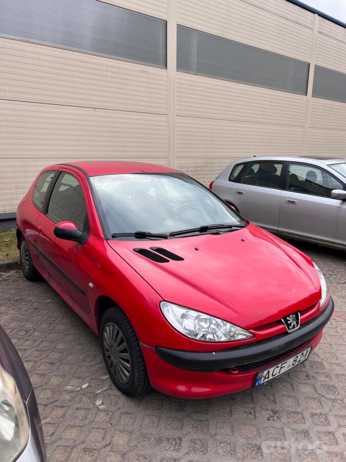 Peugeot 206 1 generation [restyling] Hatchback 3-doors