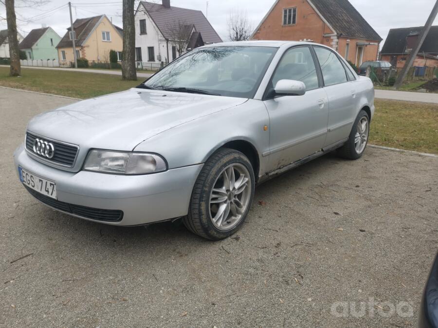 Audi A4 B5 Sedan