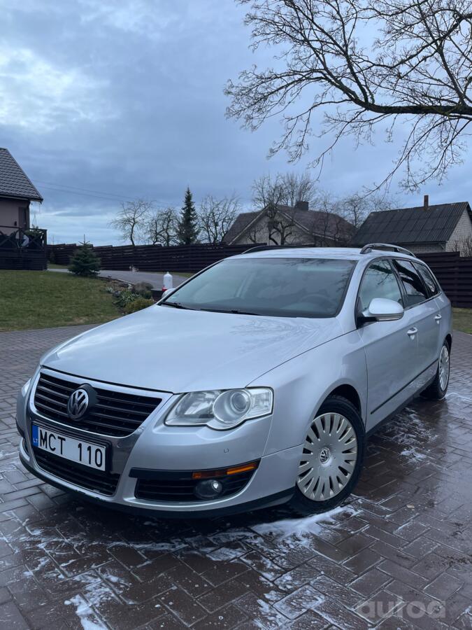 Volkswagen Passat B6 wagon 5-doors