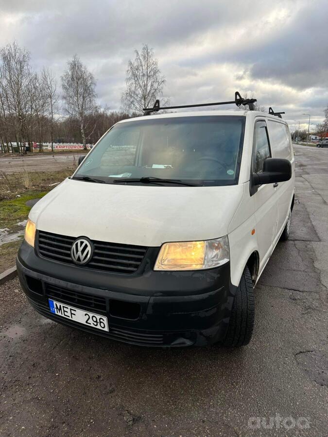 Volkswagen Transporter T5 Minivan 4-doors
