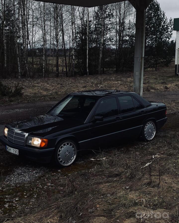 Mercedes-Benz 190 (W201) 1 generation