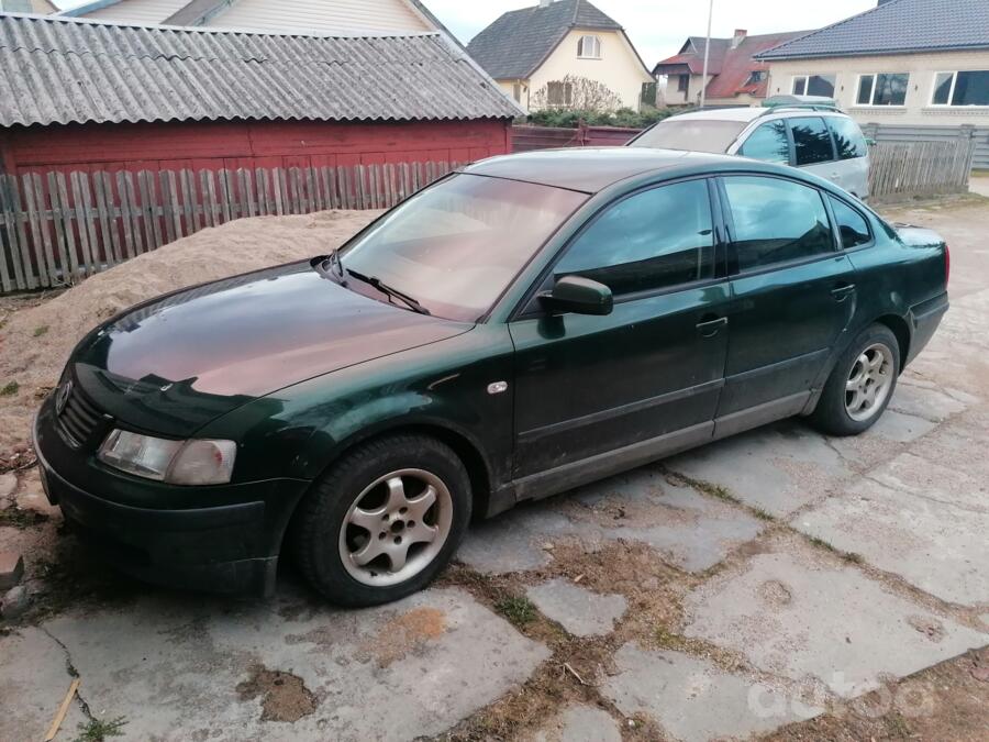 Volkswagen Passat B5 Sedan 4-doors