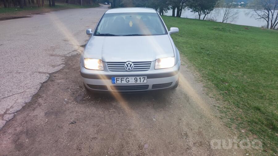 Volkswagen Bora 1 generation Sedan