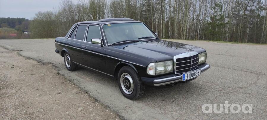 Mercedes-Benz W123 1 generation