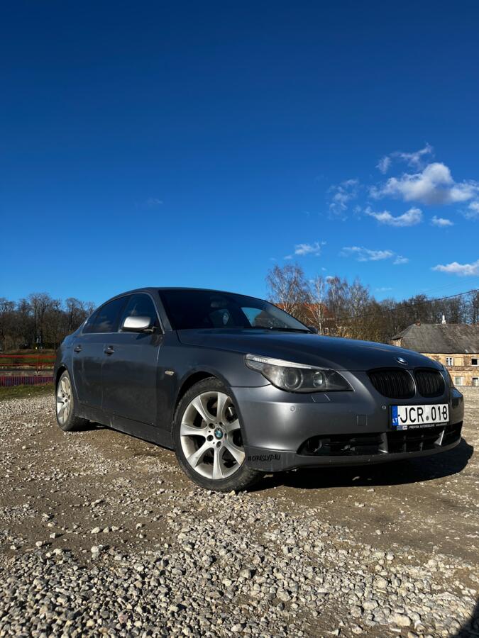 BMW 5 Series E60/E61 Sedan