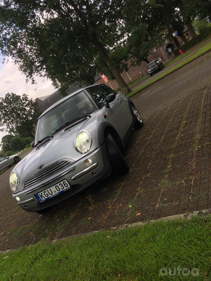 Mini One R50 Hatchback