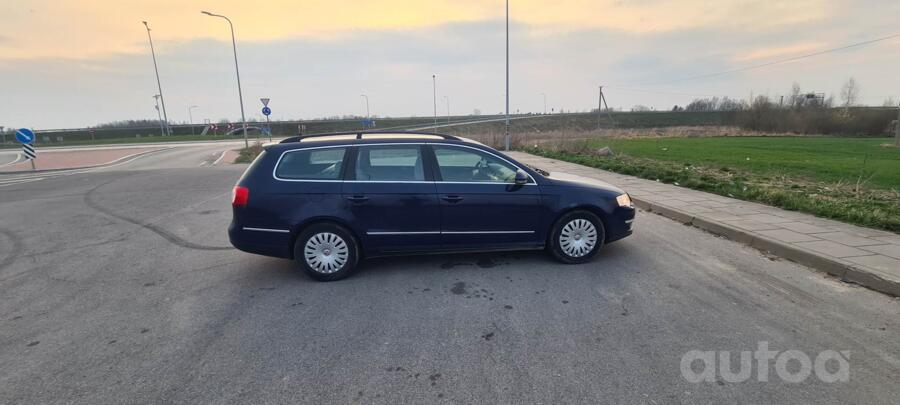 Volkswagen Passat B6 wagon 5-doors