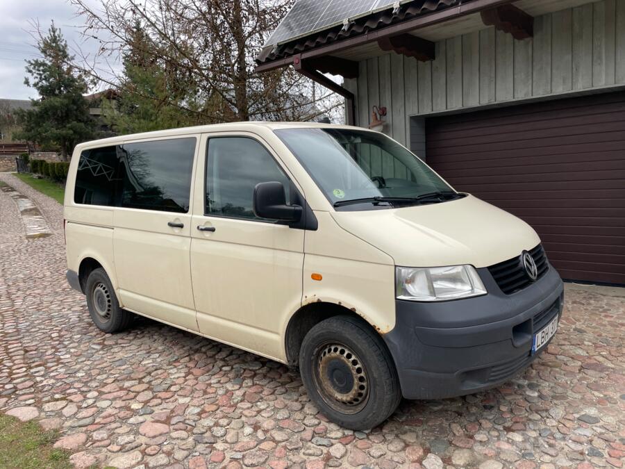 Volkswagen Transporter T5 Minivan 4-doors
