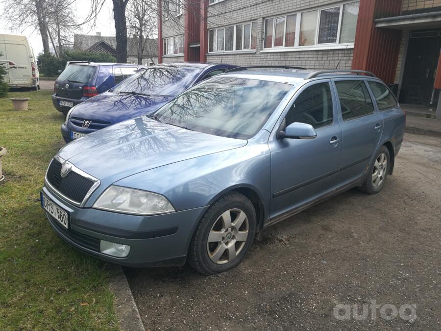 Skoda Octavia 2 generation Combi wagon 5-doors