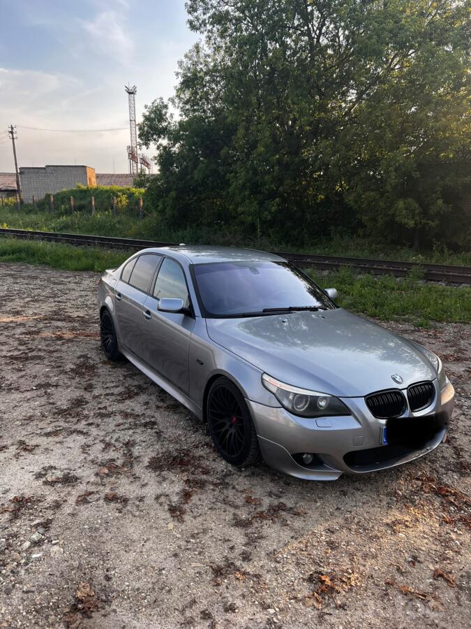 BMW 5 Series E60/E61 Sedan