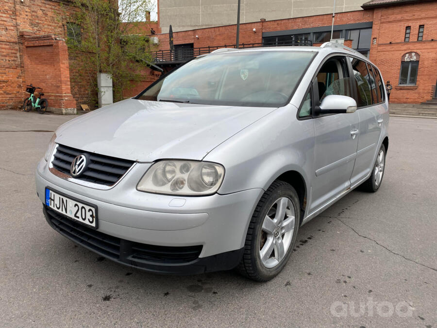 Volkswagen Touran 1 generation Minivan