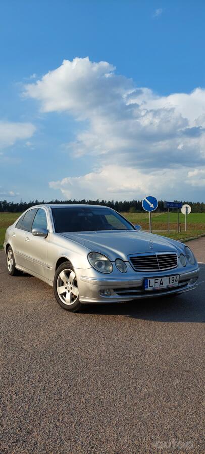 Mercedes-Benz E-Class W211 Sedan