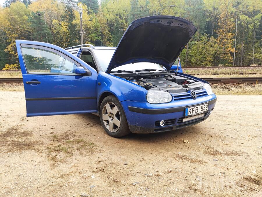 Volkswagen Golf 4 generation wagon