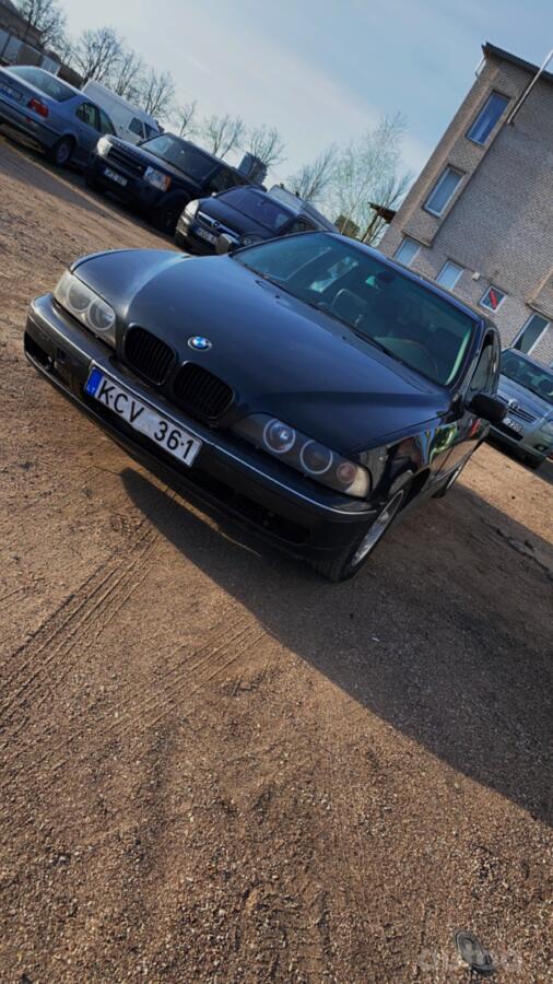 BMW 5 Series E39 Sedan 4-doors