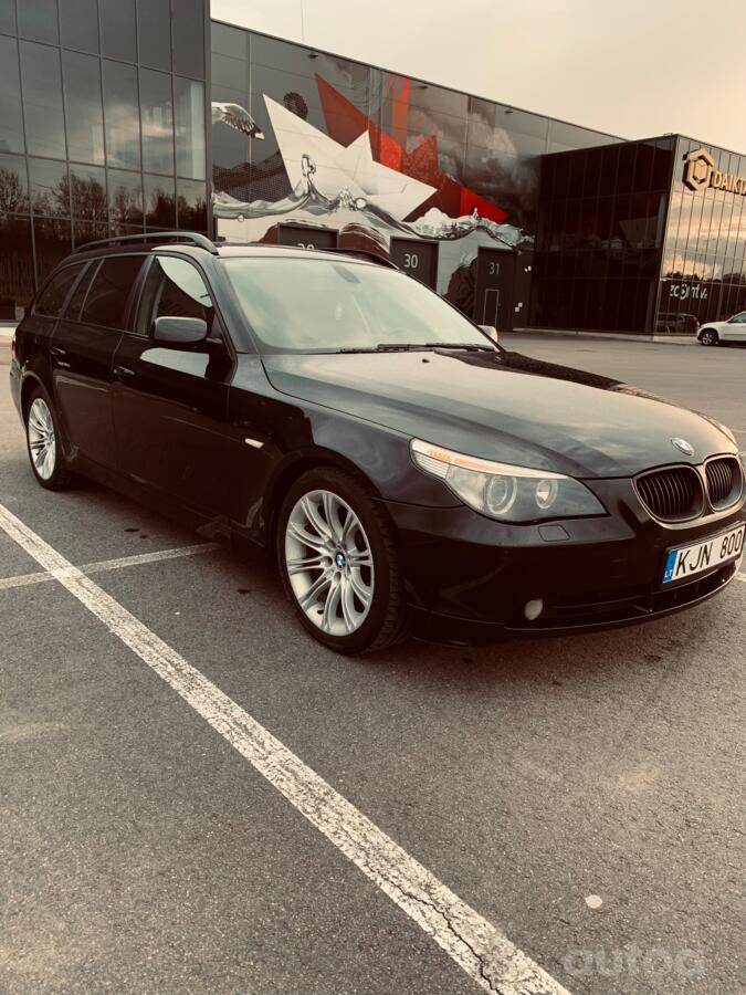 BMW 5 Series E60/E61 Touring wagon