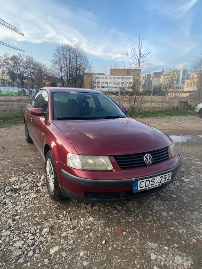Volkswagen Passat B5 Sedan 4-doors