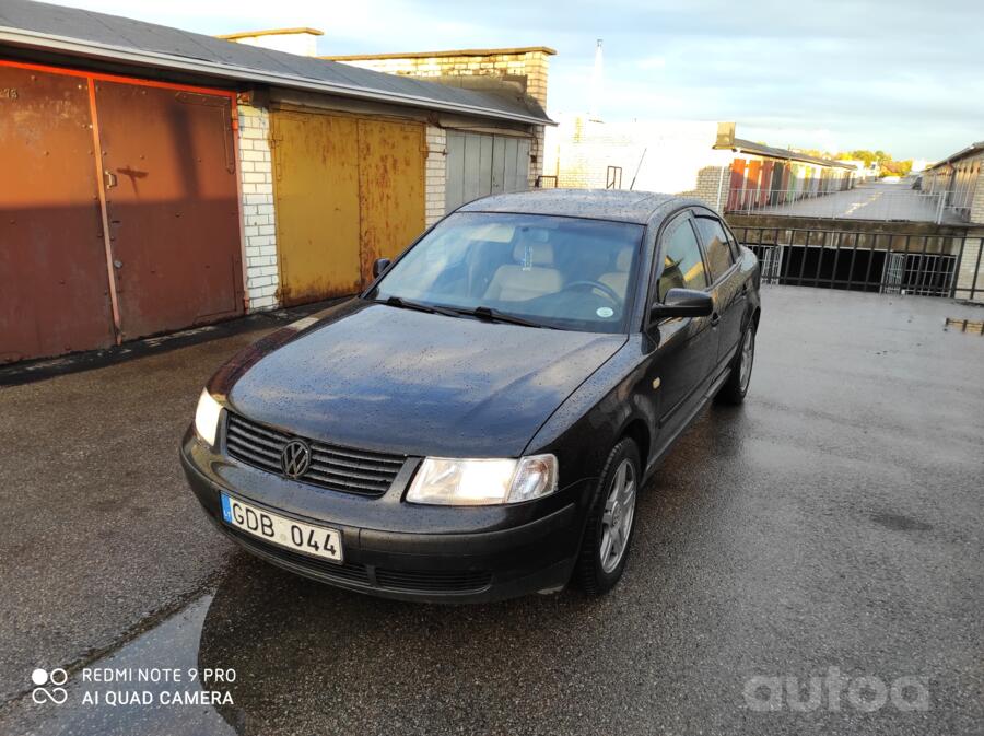 Volkswagen Passat B5 Sedan 4-doors