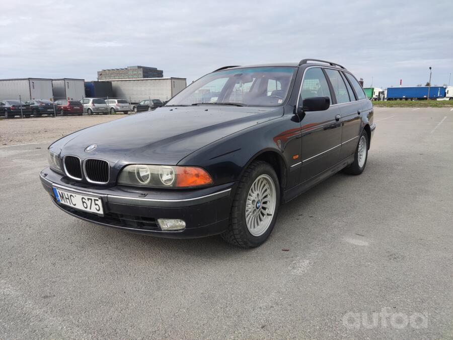 BMW 5 Series E39 Touring wagon