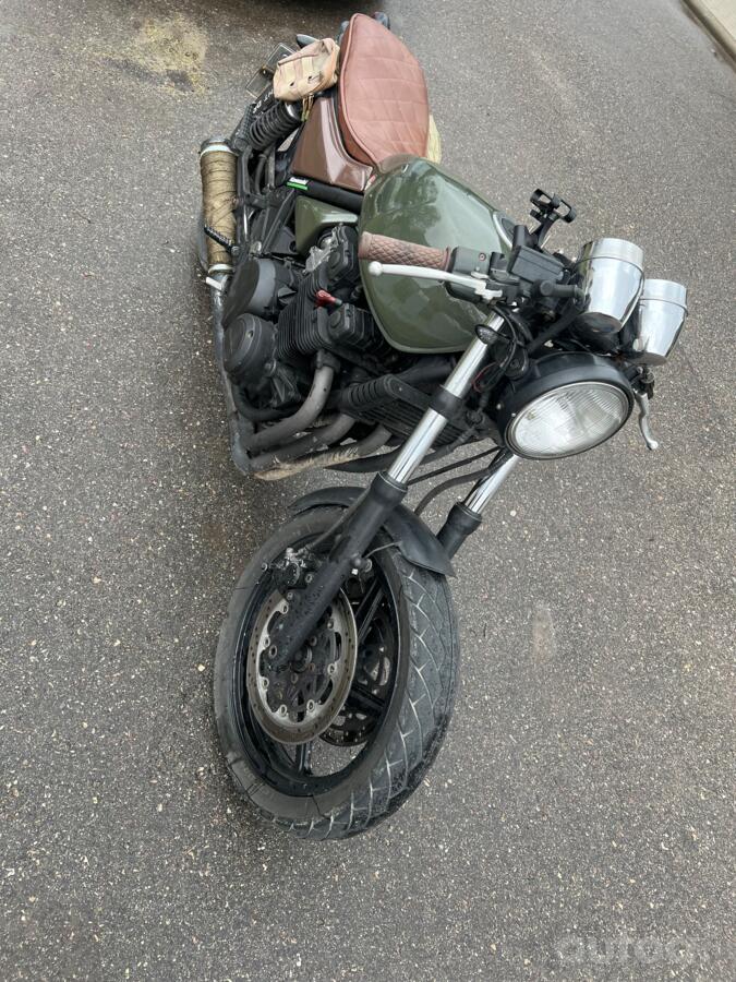 Kawasaki Zephyr