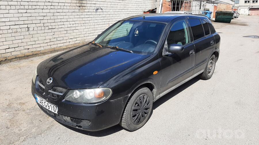 Nissan Almera N16 Hatchback 5-doors