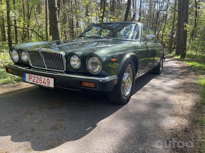 Jaguar XJ I (Series 3) Sedan