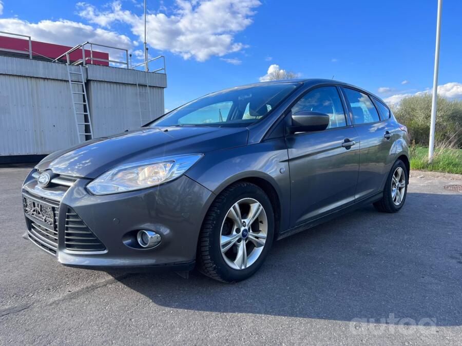 Ford Focus 3 generation Hatchback 5-doors