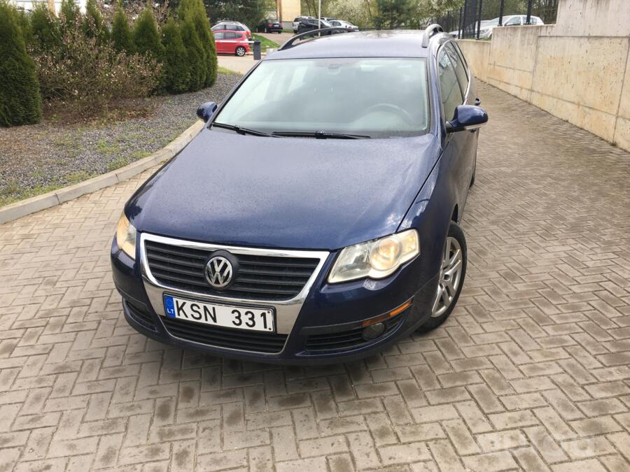 Volkswagen Passat B6 wagon 5-doors