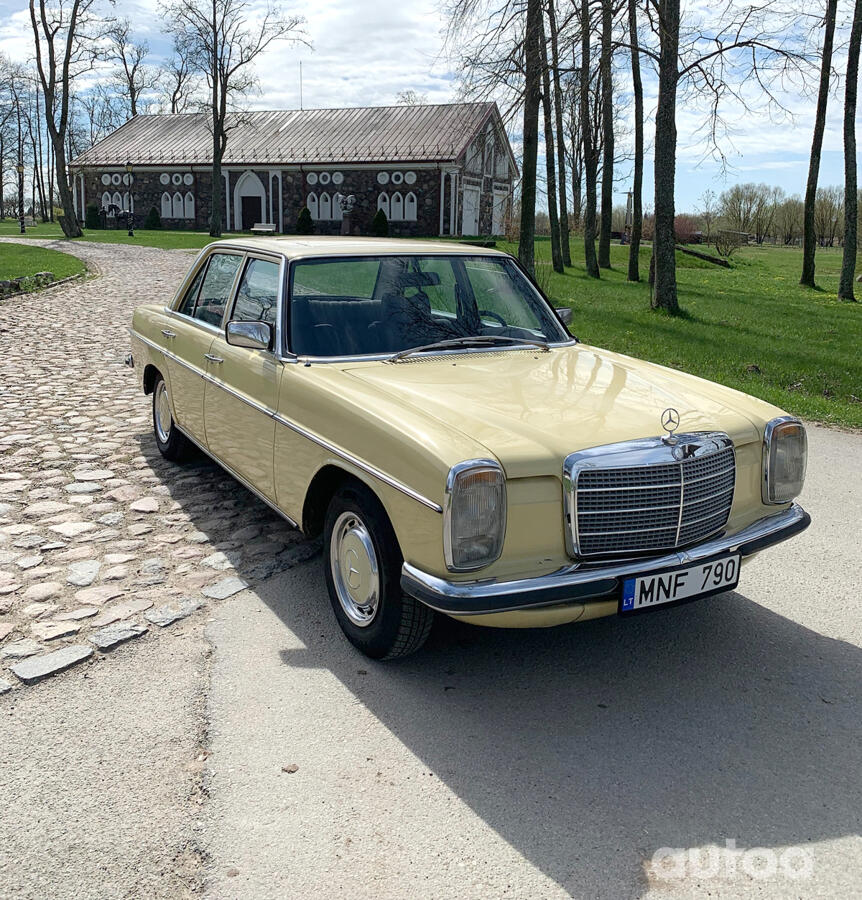 Mercedes-Benz W114 1 generation