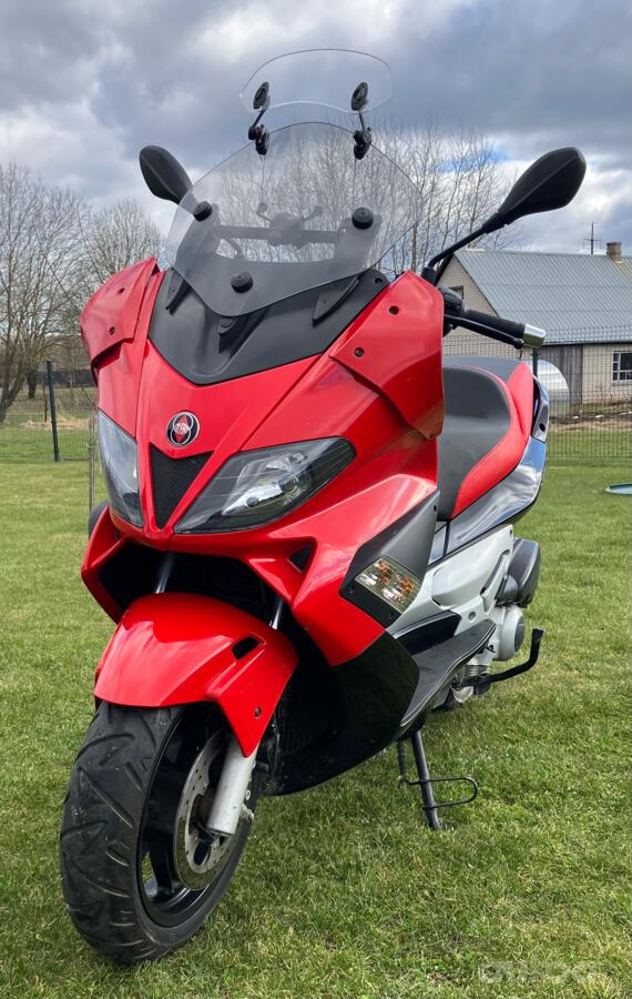 Gilera Nexus