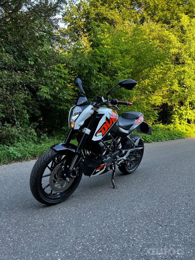 KTM Duke