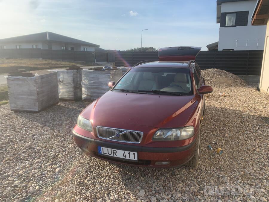 Volvo V70 2 generation R wagon 5-doors