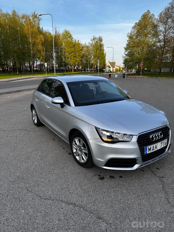 Audi A1 8X Sportback hatchback 5-doors