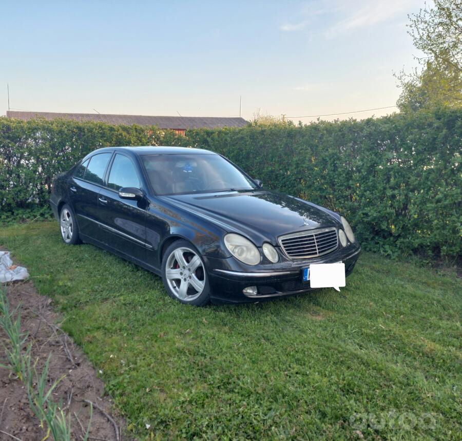 Mercedes-Benz E-Class W211 Sedan