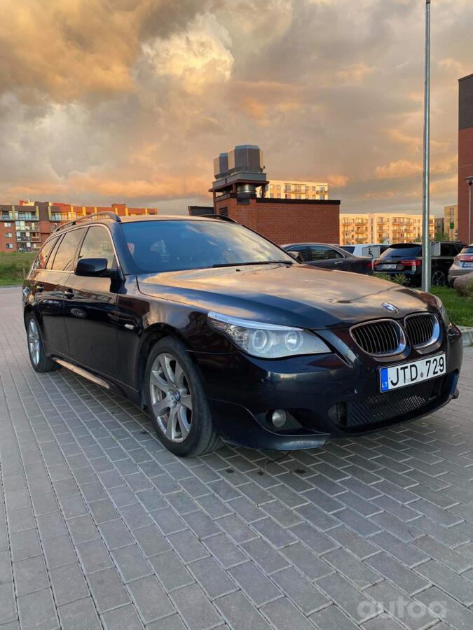 BMW 5 Series E60/E61 Touring wagon