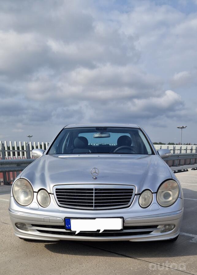 Mercedes-Benz E-Class W211 Sedan
