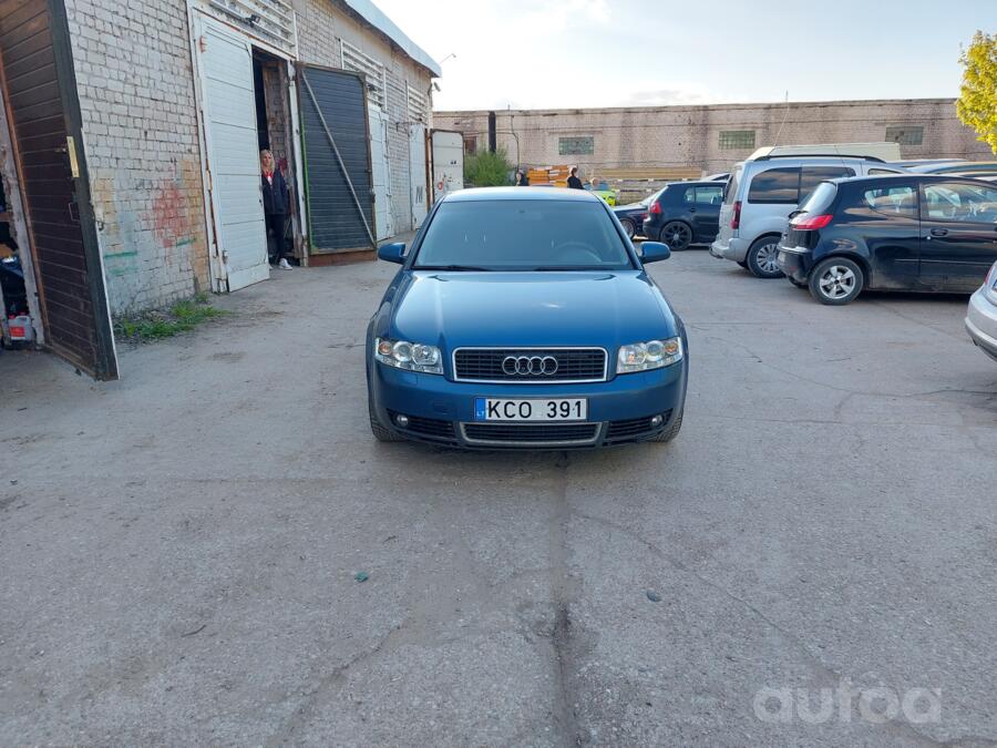 Audi A4 B6 Sedan