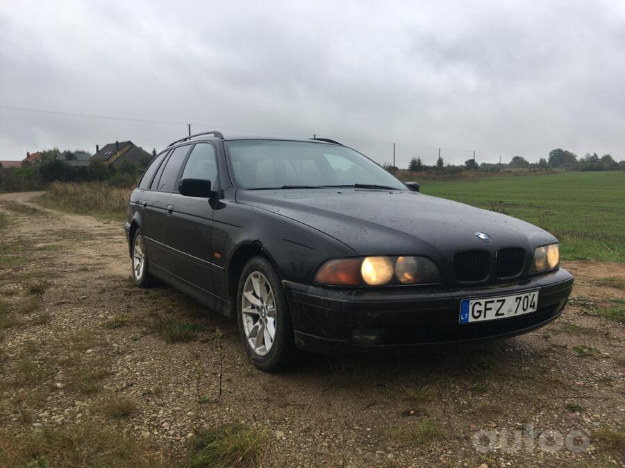 BMW 5 Series E39 Touring wagon