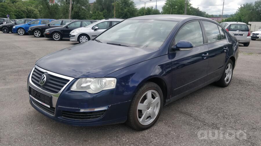 Volkswagen Passat B6 Sedan 4-doors
